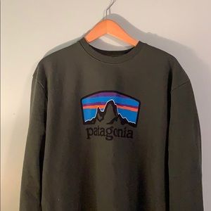 Uprisal Patagonia crew neck sweatshirt
